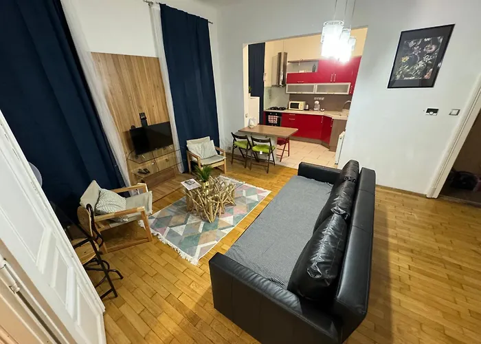Apartment With Parking In The Center - 500M From Hlavni Nadrazi