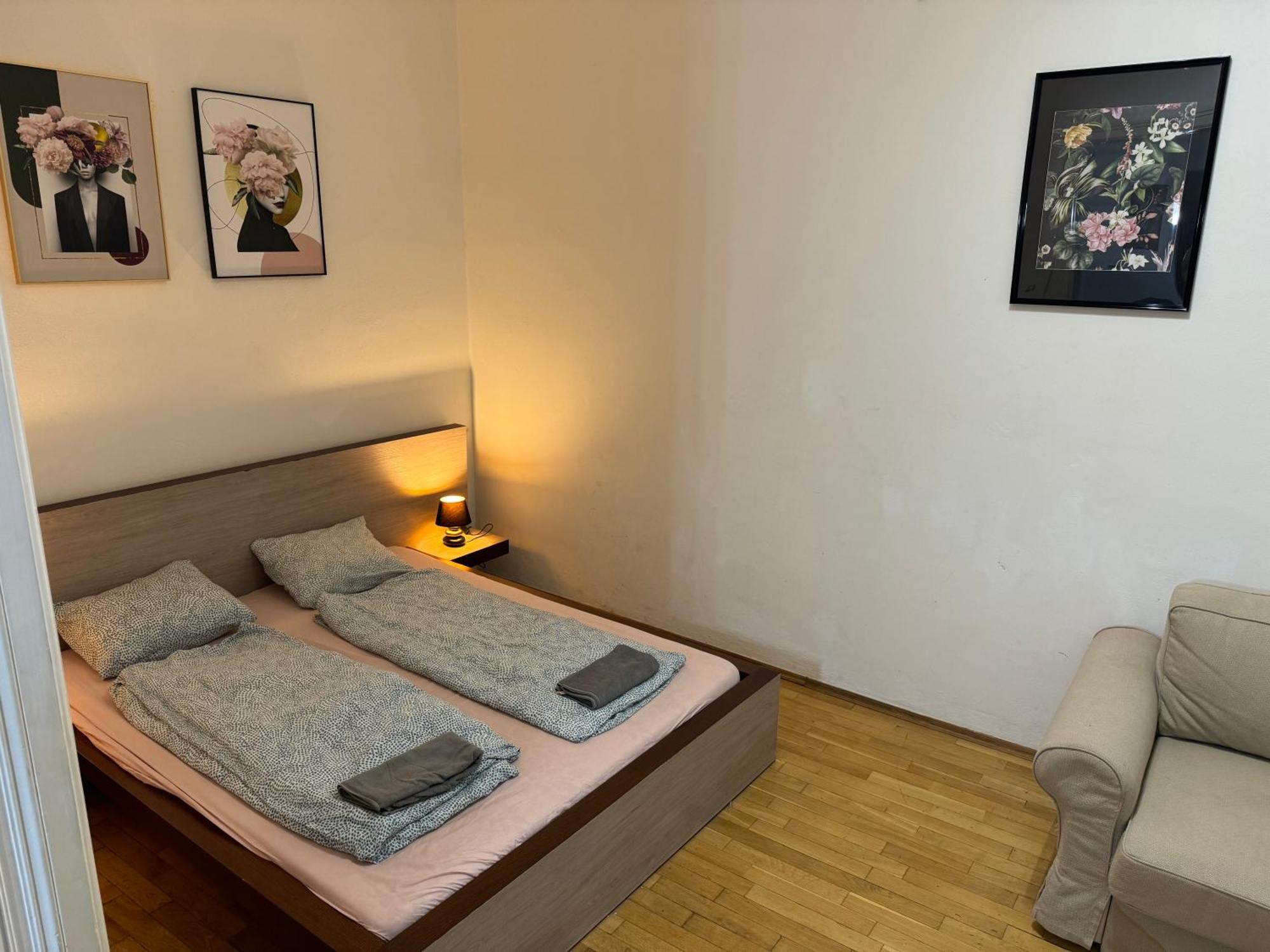 With Parking In The Center - 500m From Hlavni Nadrazi Apartment Brno