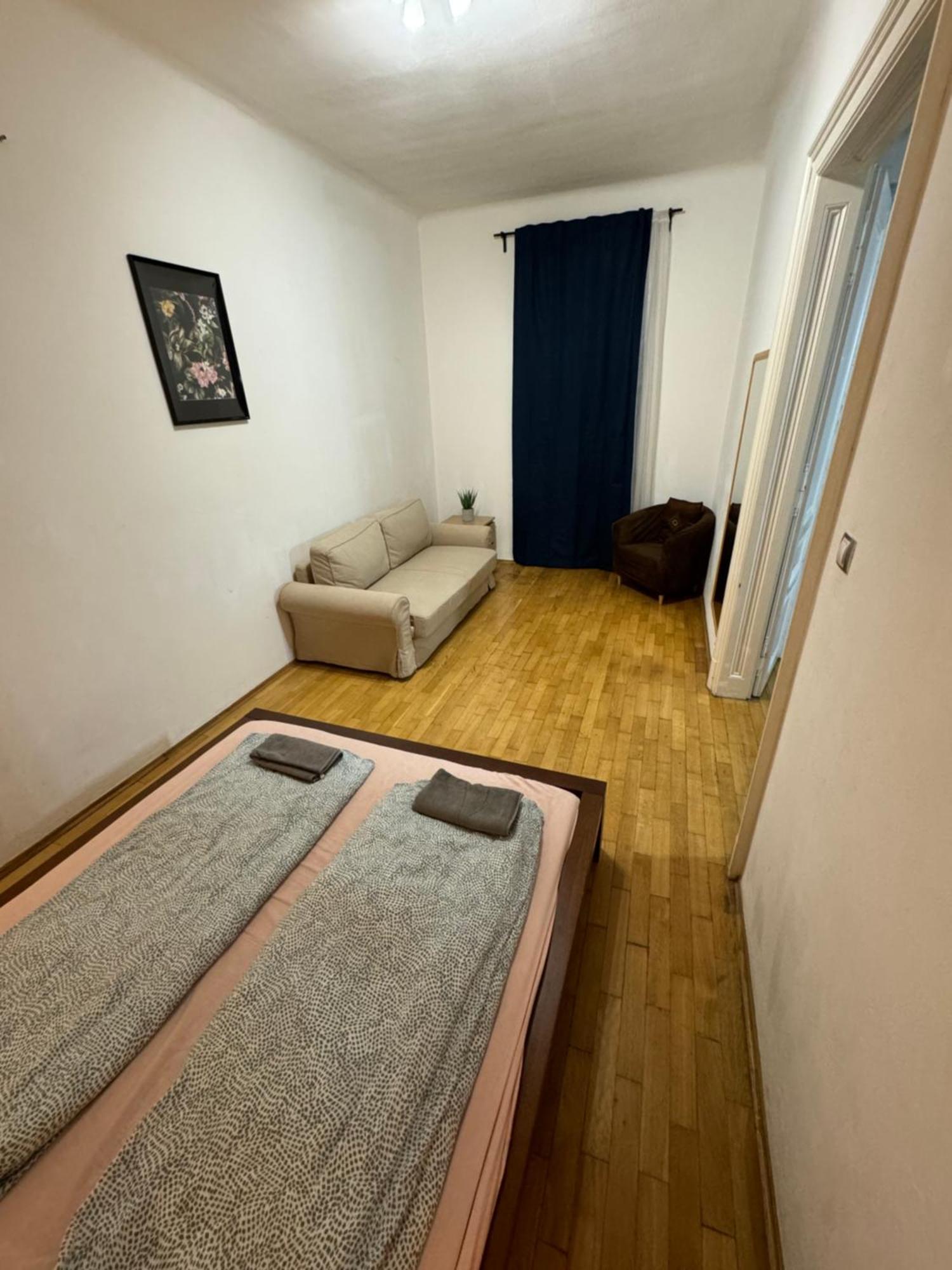 With Parking In The Center - 500m From Hlavni Nadrazi * Brno